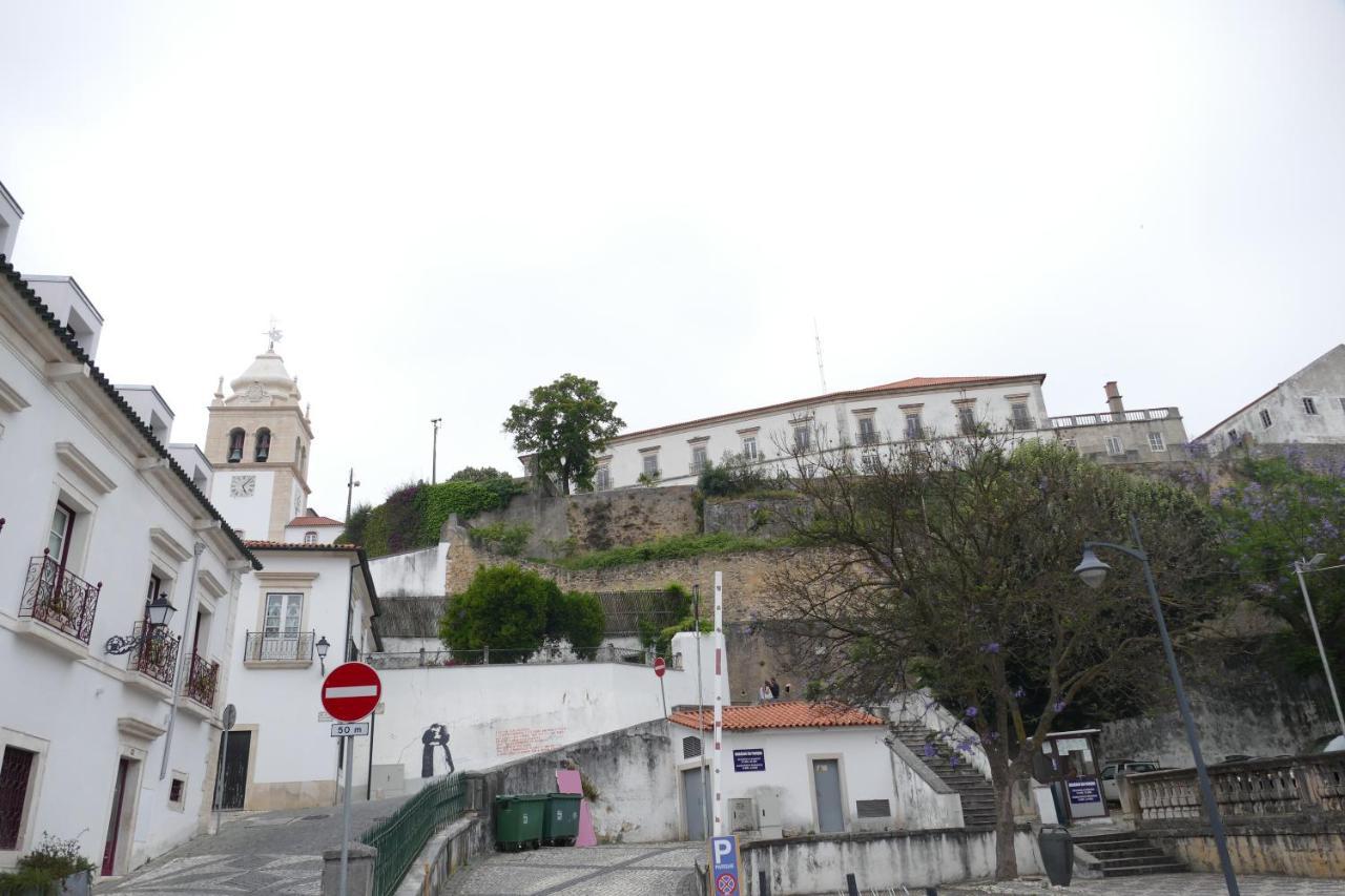 Guest House Eça - Centro Histórico Leiria Exterior foto