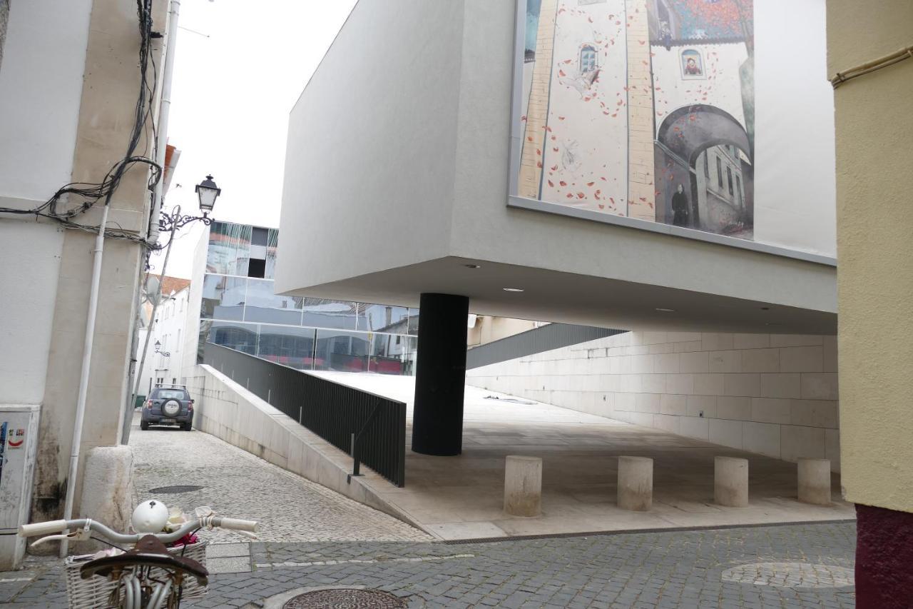 Guest House Eça - Centro Histórico Leiria Exterior foto